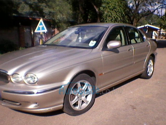 Jaguar X Type in Botswana