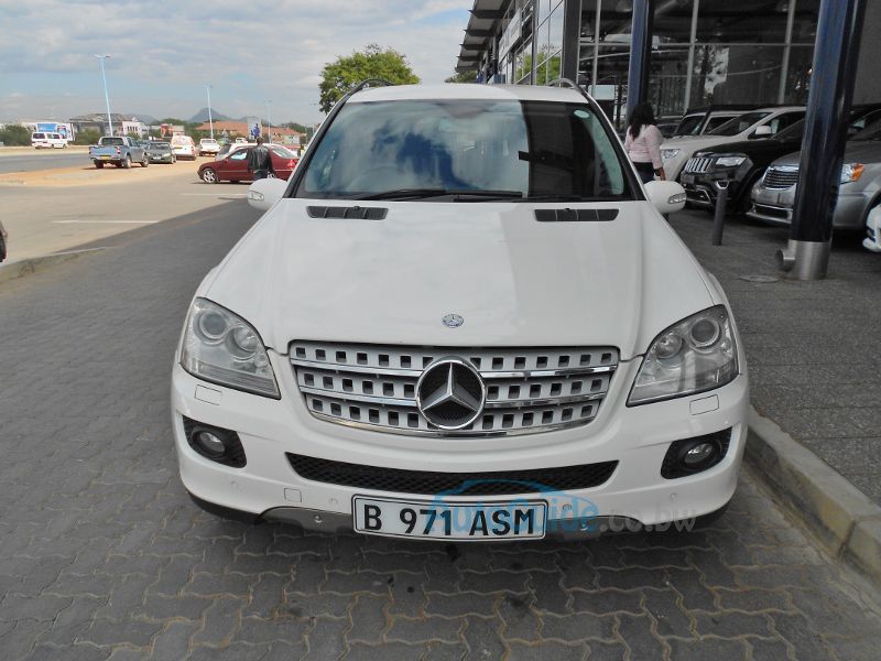 Mercedes-Benz ML320 CDi in Botswana