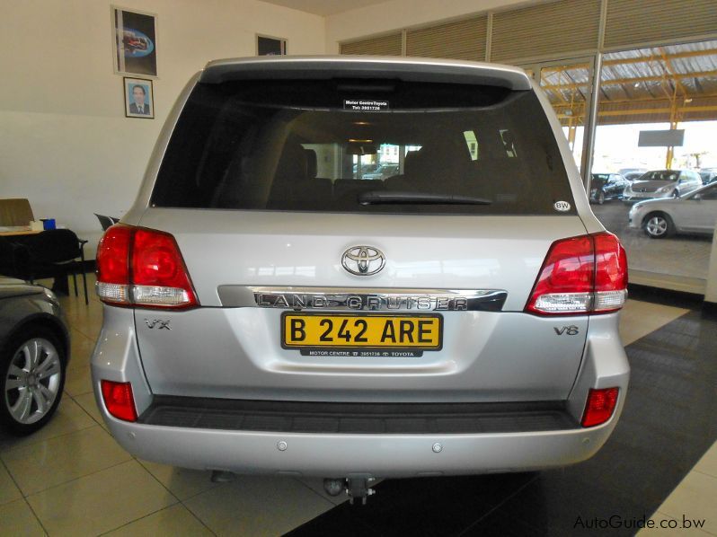 Toyota Land Cruiser 200 in Botswana