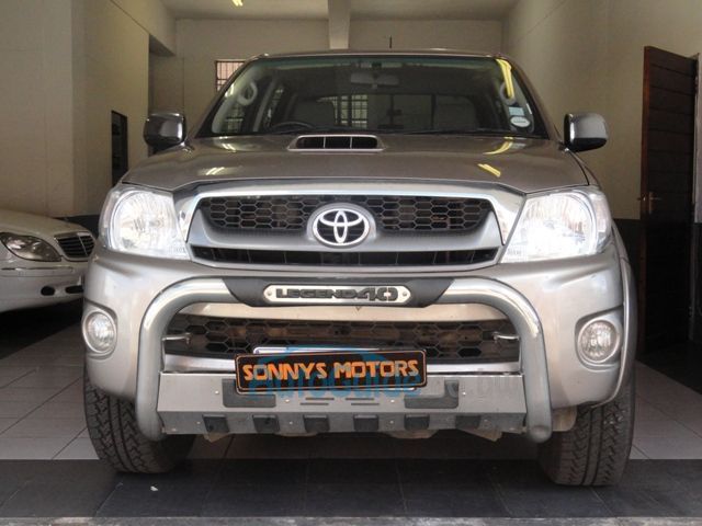 Toyota Hilux legend 40 3.0d in Botswana