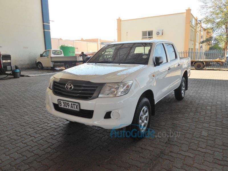 Toyota Hilux 2.5 D4D  in Botswana