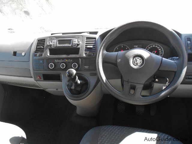 Volkswagen Kombi T5 in Botswana