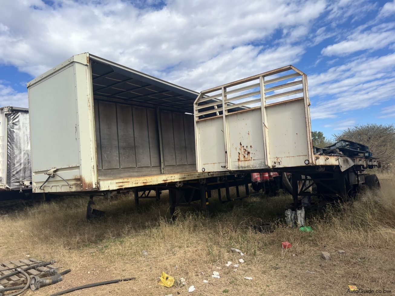 HENRED TRAILER en Botswana