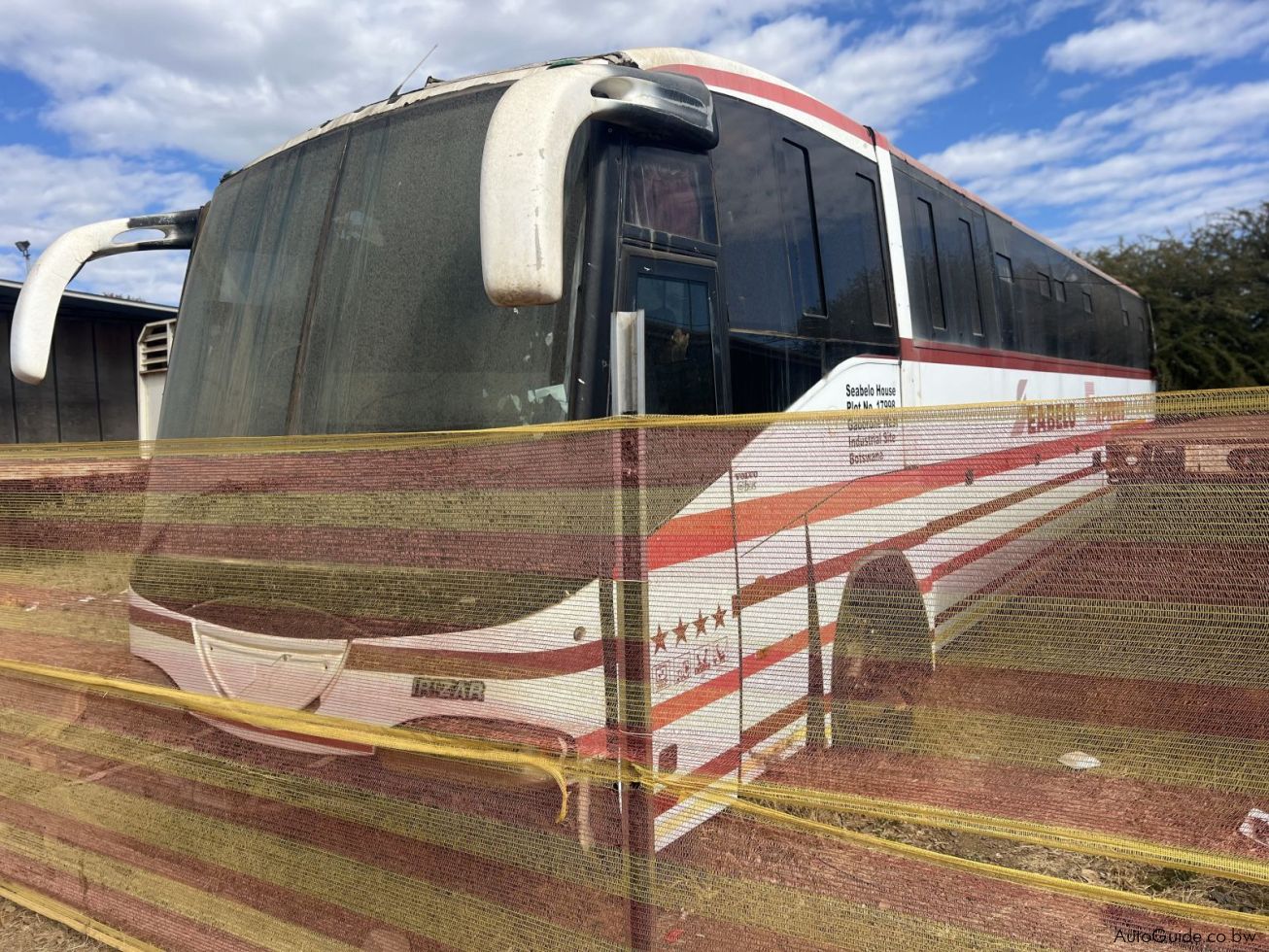 Volvo B12R en Botswana