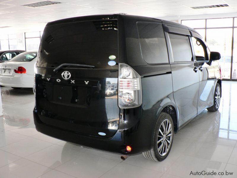 Toyota voxy 2009