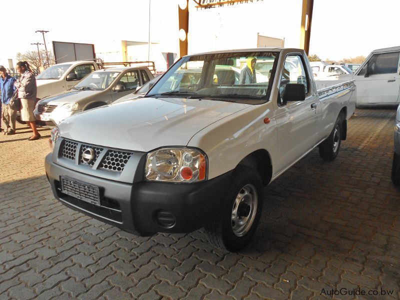 Nissan np300 2013
