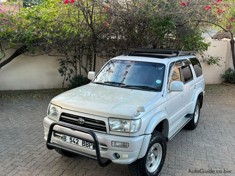 Toyota Hilux Surf V6 3.4 in Botswana