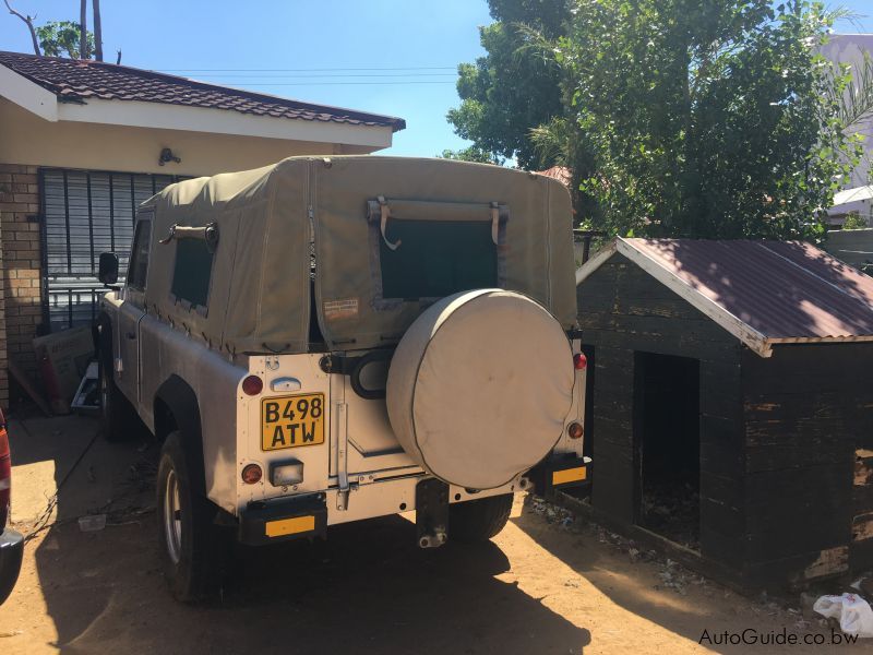 Land Rover 110 in Botswana