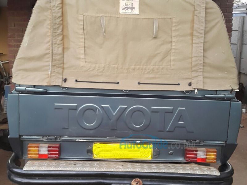 Toyota Hilux 2.4, 4x4 in Botswana
