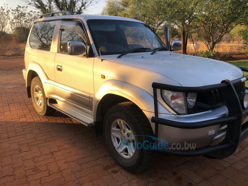 Toyota Landcruiser Prado in Botswana
