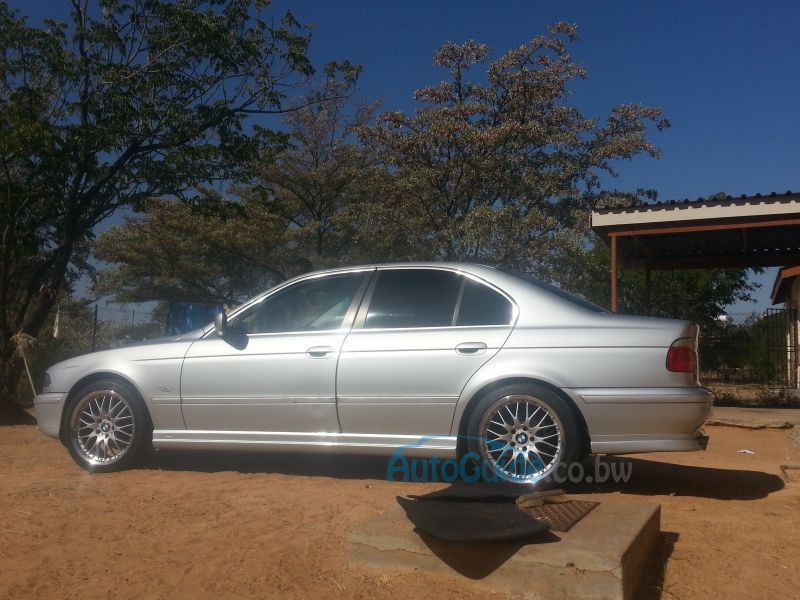 BMW 525i in Botswana
