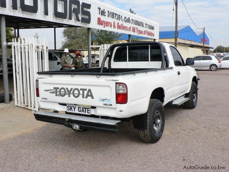 Toyota Hilux 3RZ in Botswana