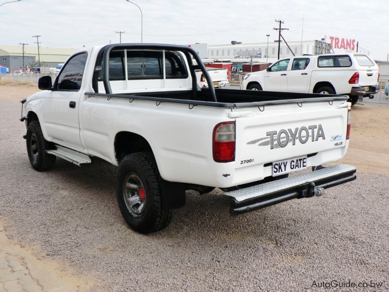 Toyota Hilux 3RZ in Botswana