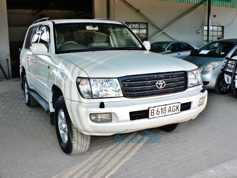 Toyota Land Cruiser VX Limited in Botswana