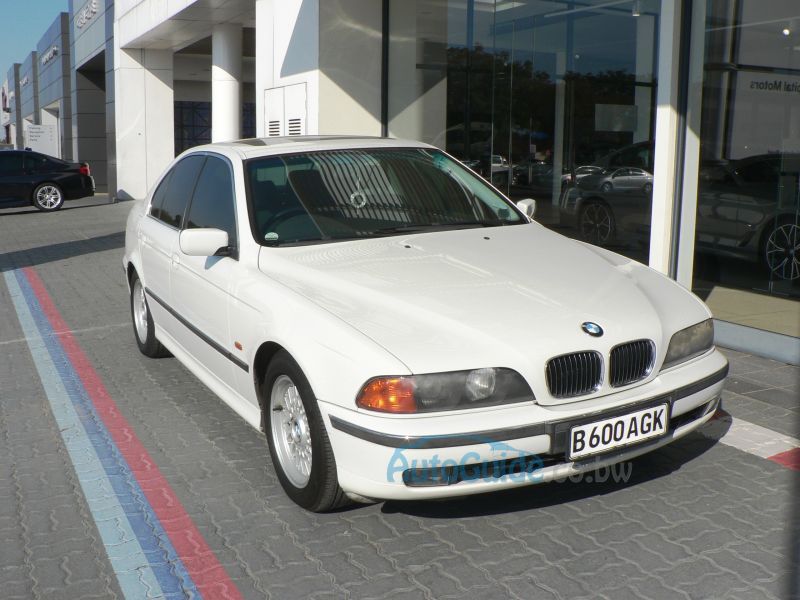 BMW 540i V8 in Botswana