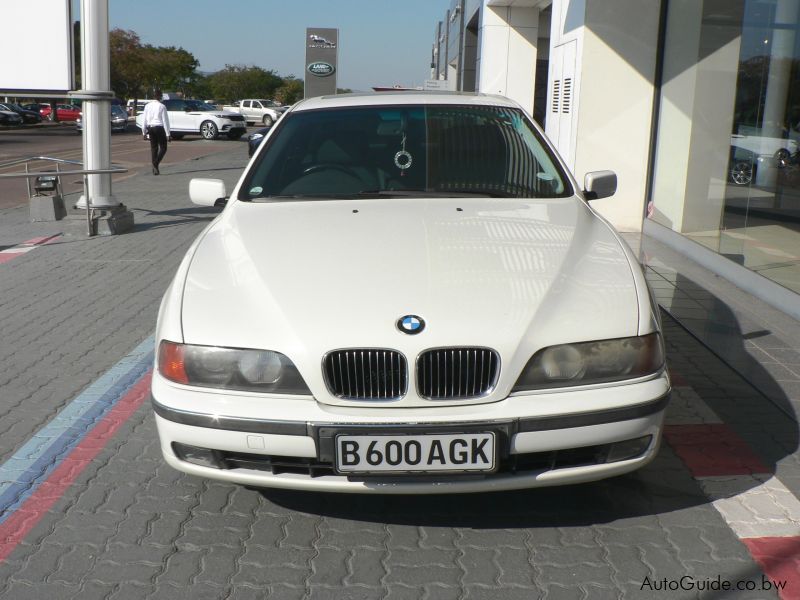 BMW 540i V8 in Botswana