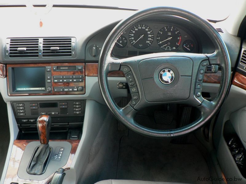 BMW 540i V8 in Botswana