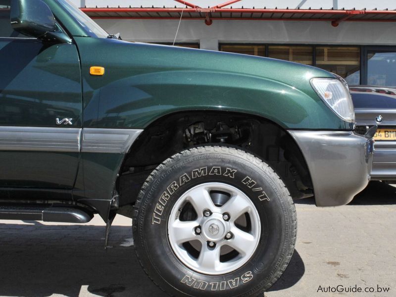 Toyota Land Cruiser 100 Series in Botswana