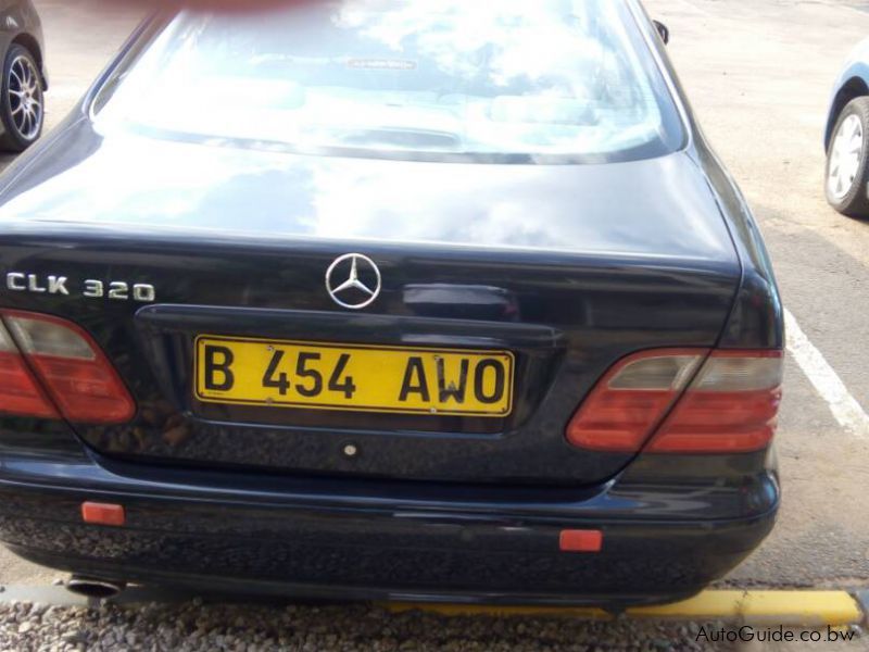 Mercedes-Benz CLK 320 in Botswana