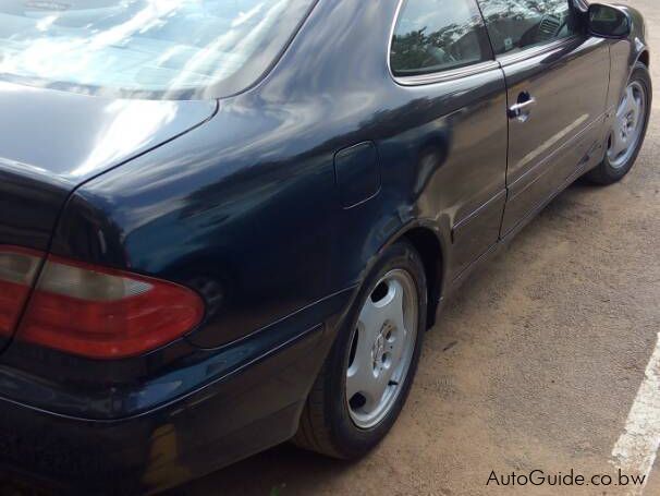 Mercedes-Benz CLK 320 in Botswana