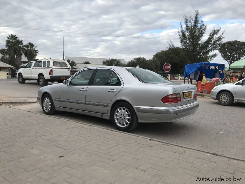 Mercedes-Benz E240 Kompressor in Botswana