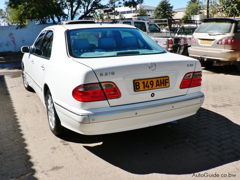 Mercedes-Benz E270 CDi in Botswana