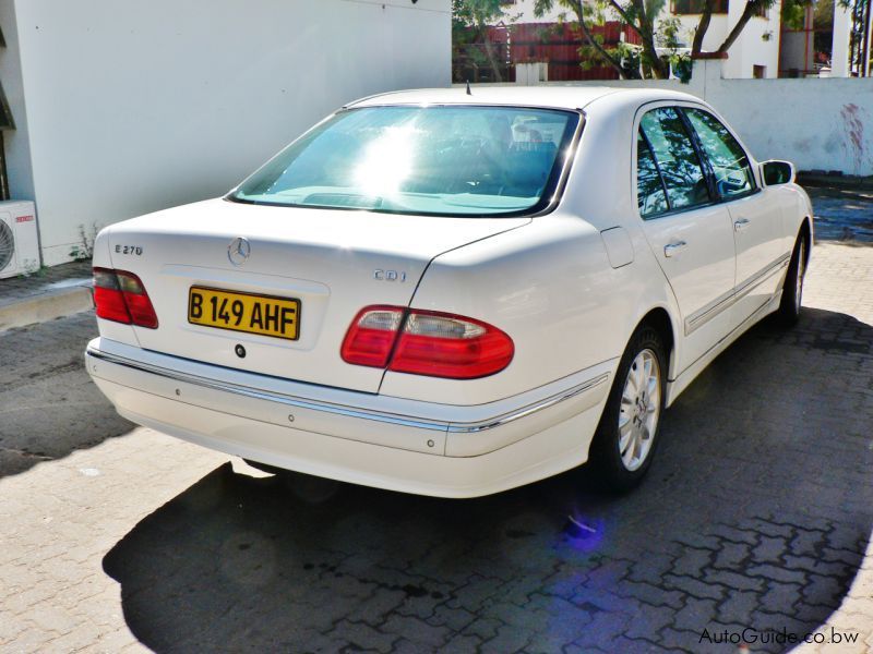 Mercedes-Benz E270 CDi in Botswana