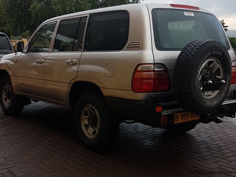 Toyota 4.5 EFI in Botswana
