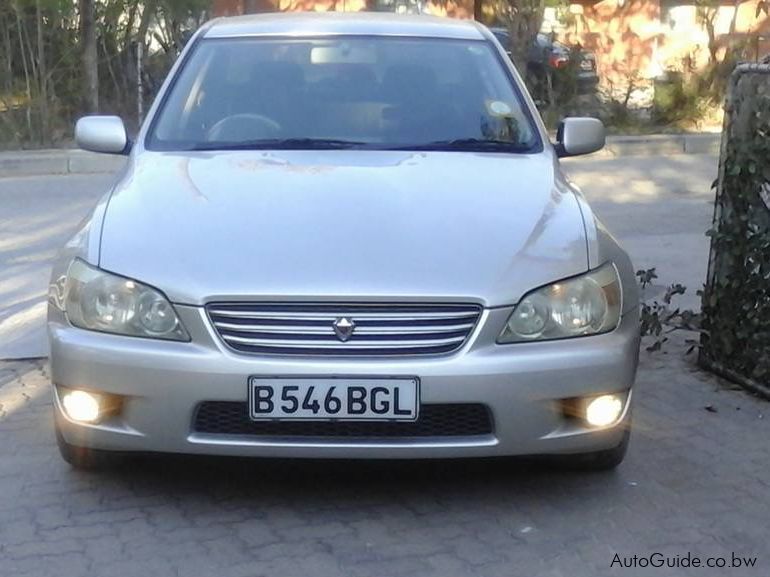 Toyota Altezza 2001 model in Botswana