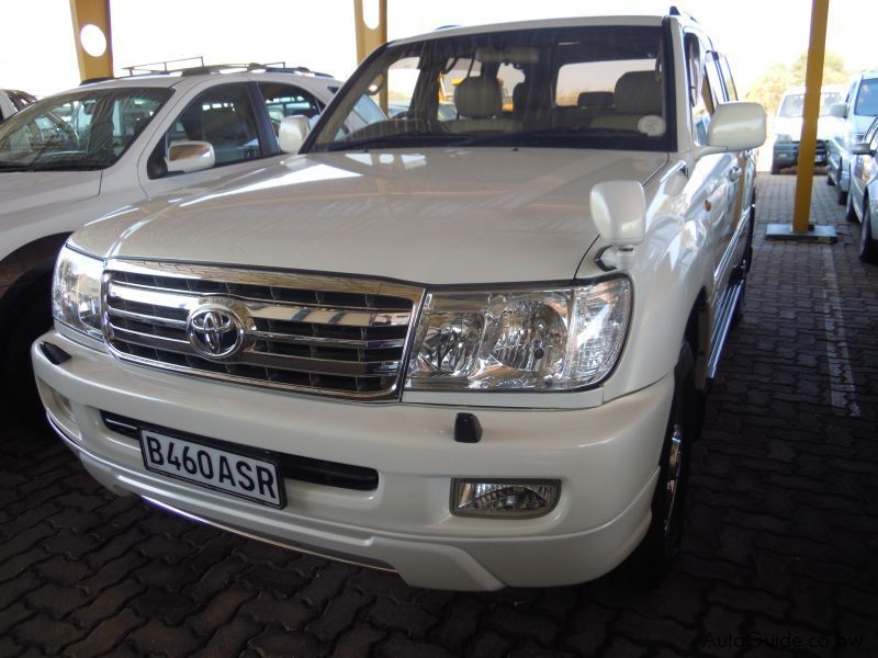 Toyota Land Cruiser 4.7 V8 in Botswana