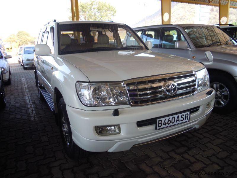 Toyota Land Cruiser 4.7 V8 in Botswana
