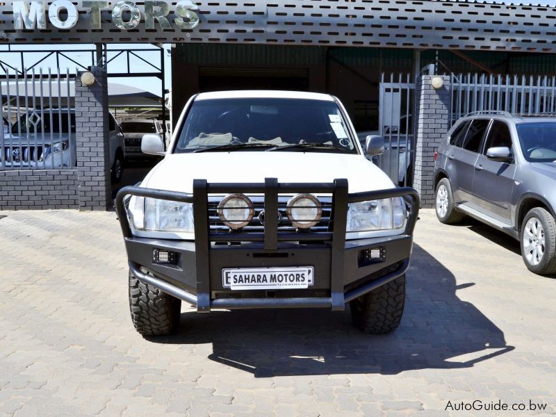 Toyota Land Cruiser GX 100 Series  in Botswana