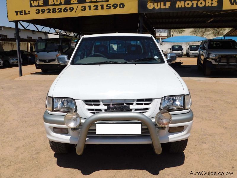 Isuzu KB320 LX in Botswana