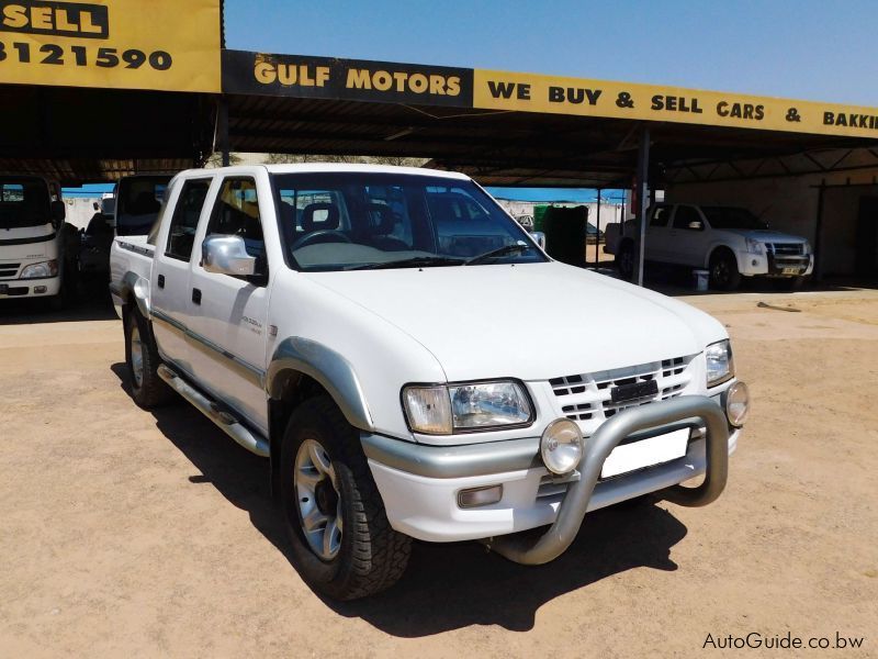 Isuzu KB320 LX in Botswana