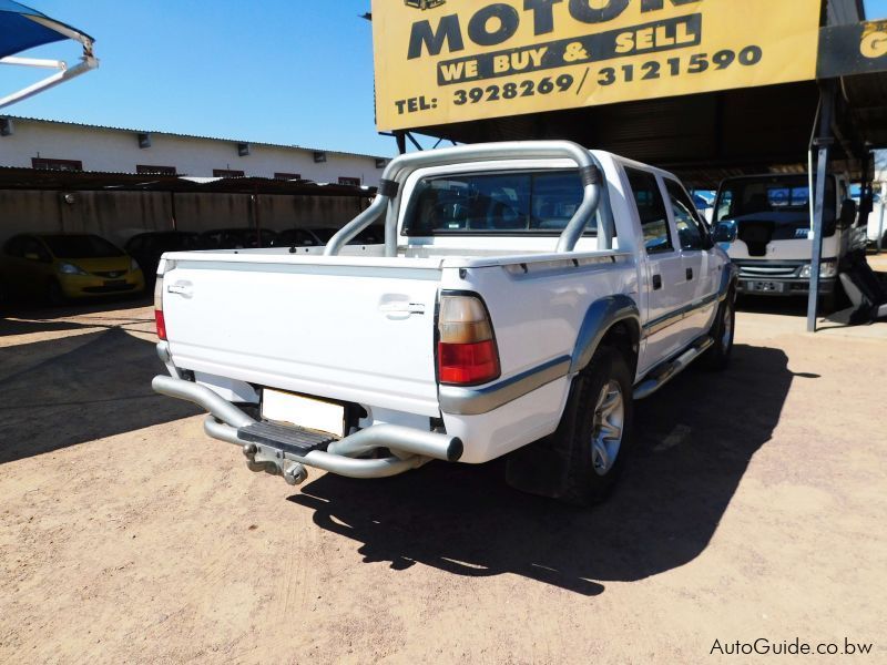 Isuzu KB320 LX in Botswana