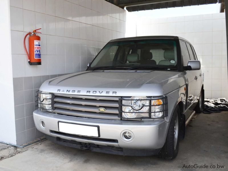 Land Rover Range Rover Vogue in Botswana