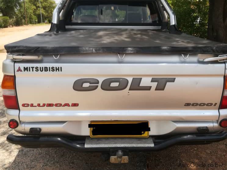 Mitsubishi Colt, Club cab. V6. in Botswana