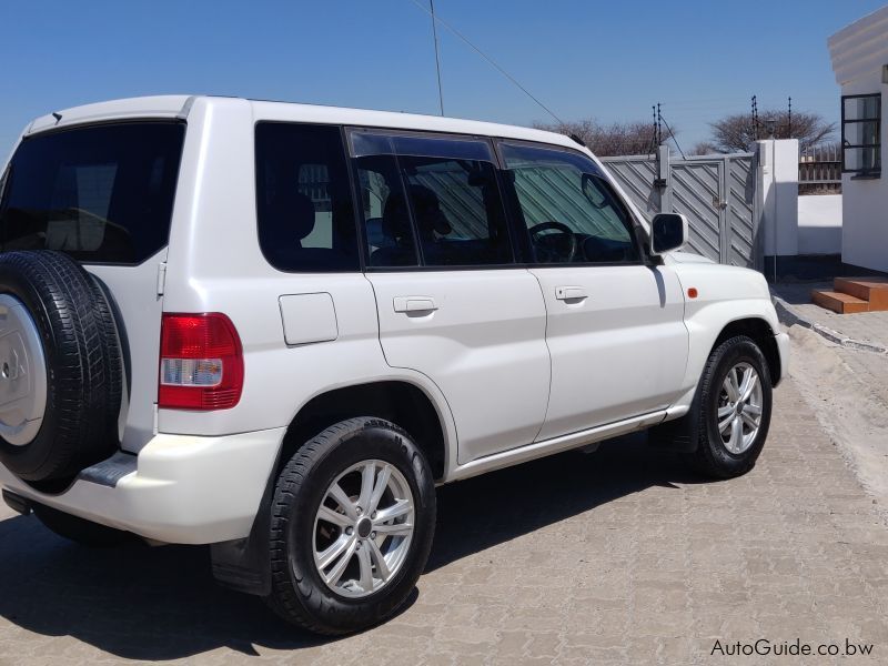 Mitsubishi Pajero IO in Botswana