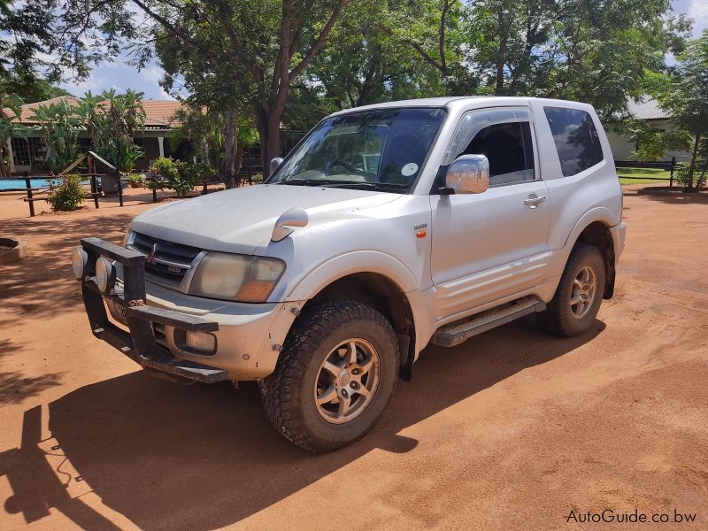 Mitsubishi Pajero V6 3.5 (Petrol) in Botswana