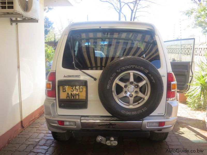 Mitsubishi Pajero in Botswana