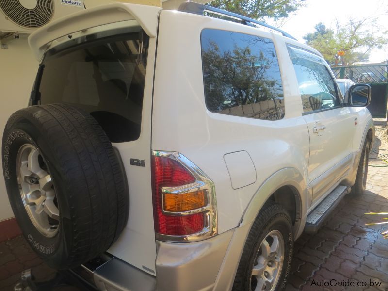 Mitsubishi Pajero in Botswana