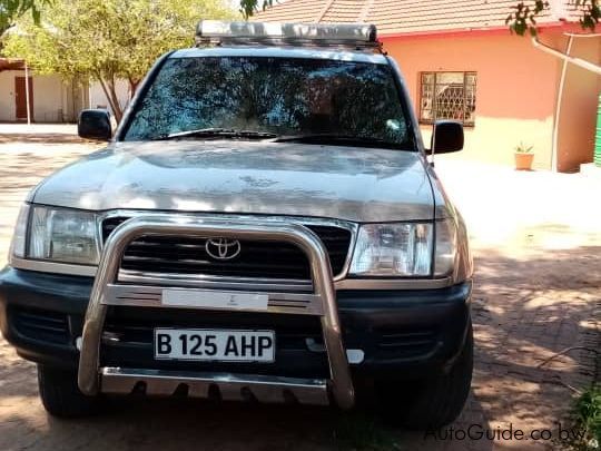 Toyota Land Cruiser 100 Series GX in Botswana
