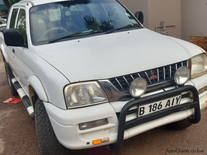 Mitsubishi Colt Rodeo 2400i in Botswana