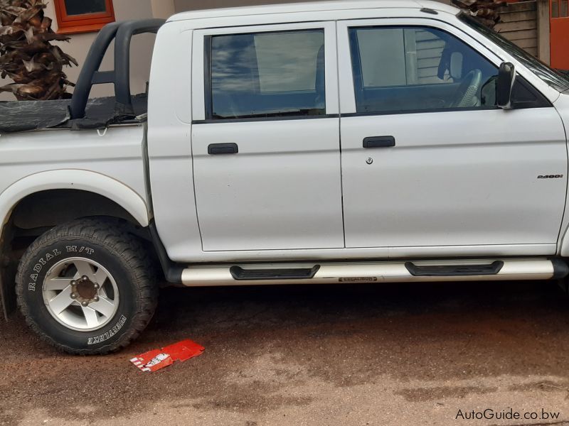 Mitsubishi Colt Rodeo 2400i in Botswana