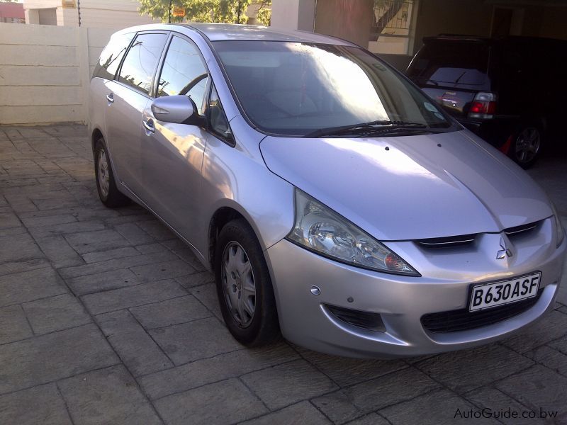 Mitsubishi GRANDIS in Botswana