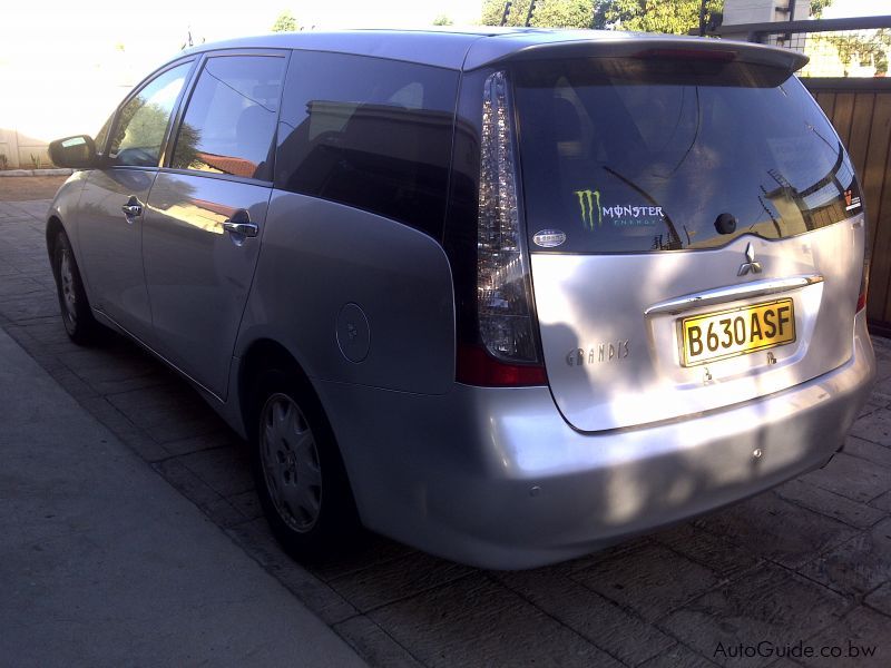 Mitsubishi GRANDIS in Botswana