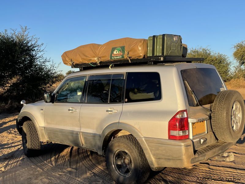 Mitsubishi Pajero in Botswana