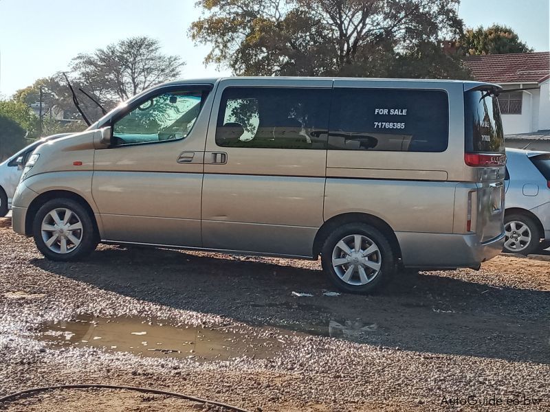 Nissan Elgrand 3.5 V6 in Botswana