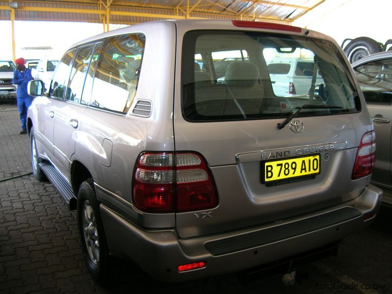 Toyota Land Cruiser 4.2D in Botswana