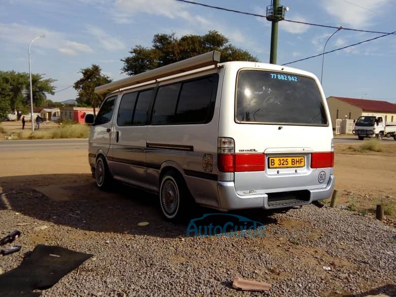 Toyota Super Hiace Van in Botswana